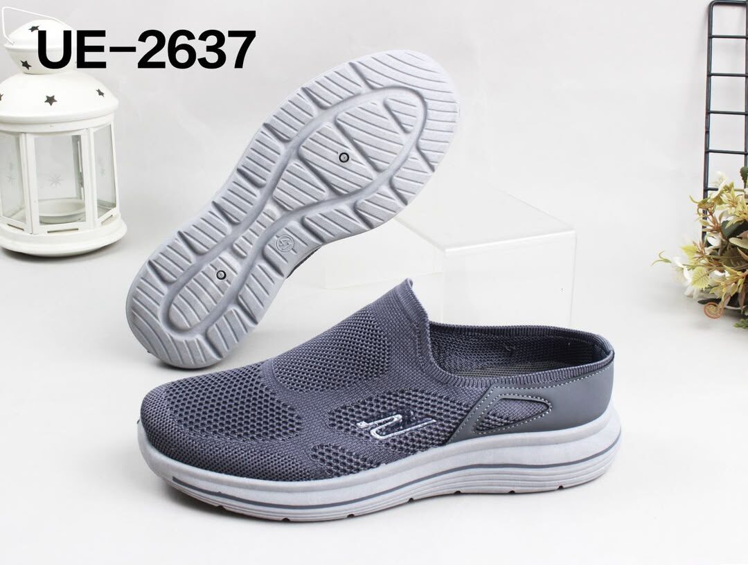 Grey mesh slip-on slippers